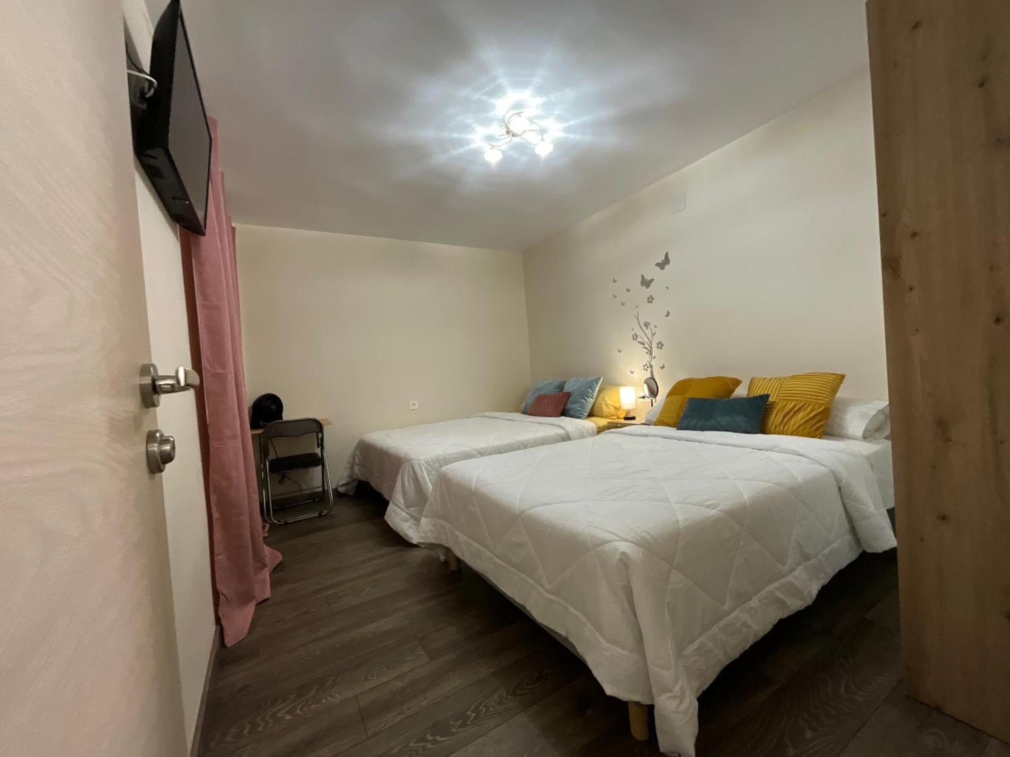 Piso Completo Centrico Y Habitaciones En El Casco Antiguo De سلامنكا المظهر الخارجي الصورة