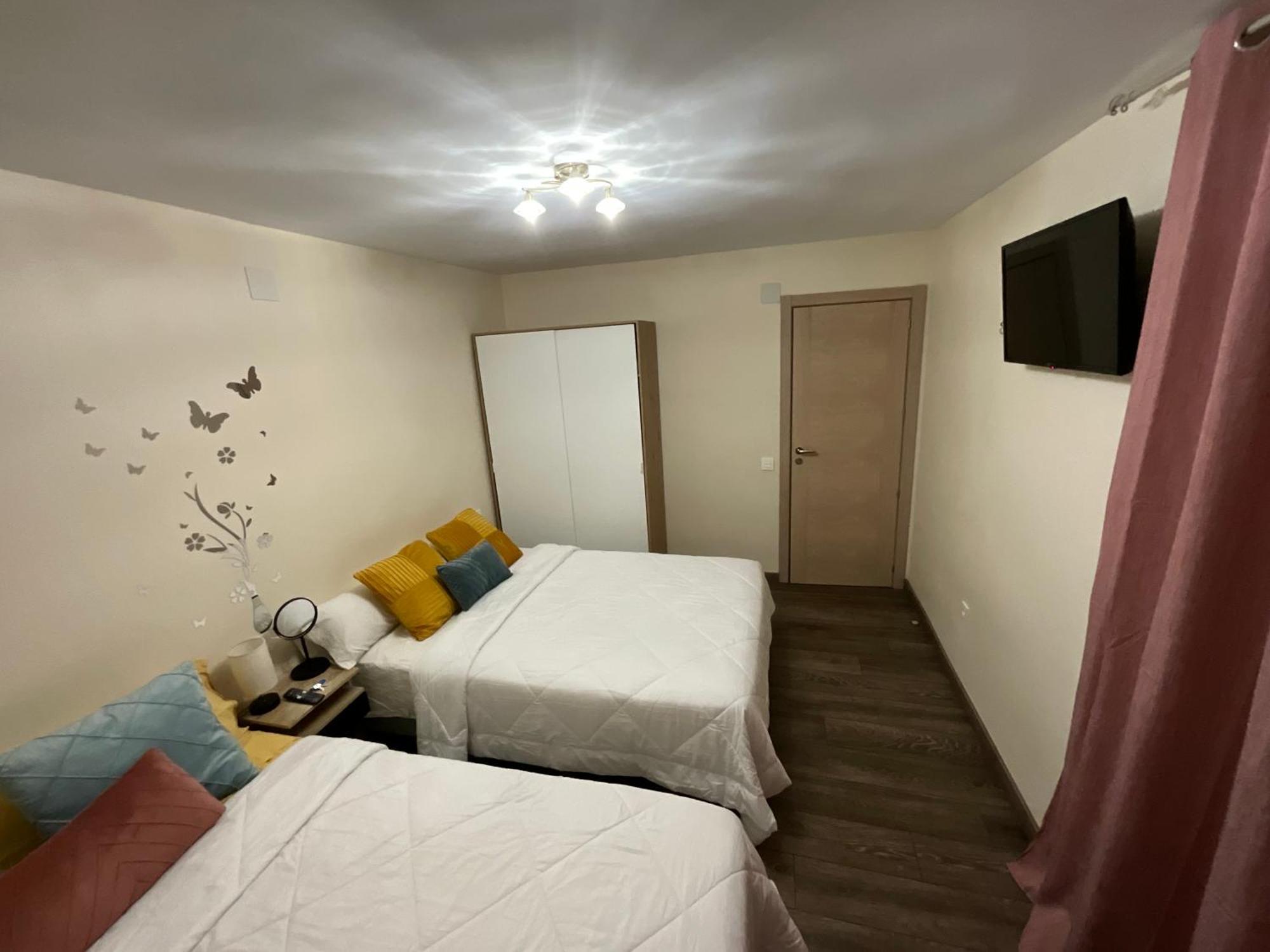 Piso Completo Centrico Y Habitaciones En El Casco Antiguo De سلامنكا المظهر الخارجي الصورة